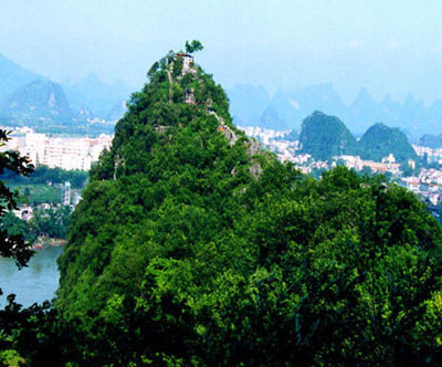 桂林叠彩山
