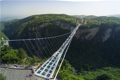张家界大峡谷玻璃桥
